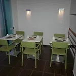 Led Szálloda 3*